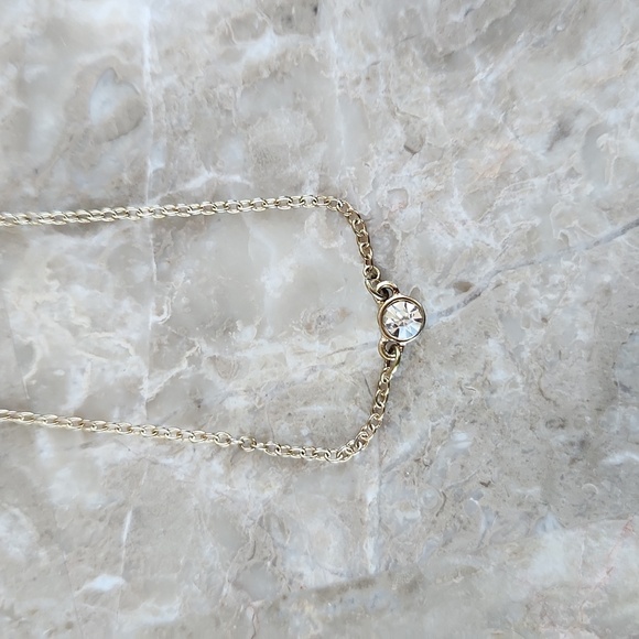 Elegant Gold and Silver Women's Necklaces, Lot Of 4 - Picture 4 of 8